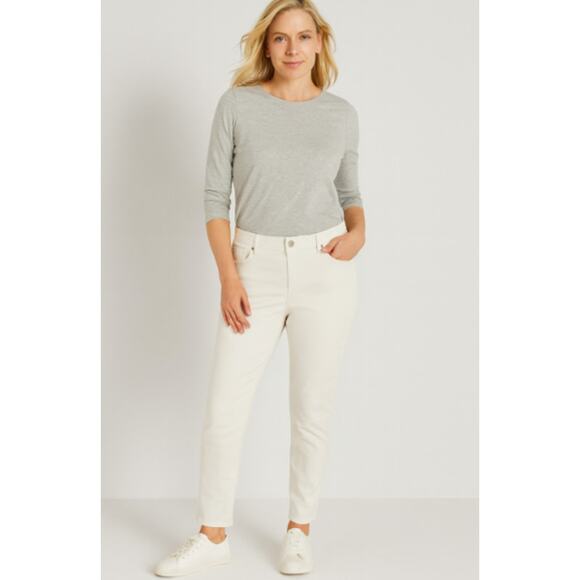 Chico's SZ 1 (US 8/M) Platinum Denim Jeans Ultimate Fit Slim Leg In Off White - Picture 1 of 8